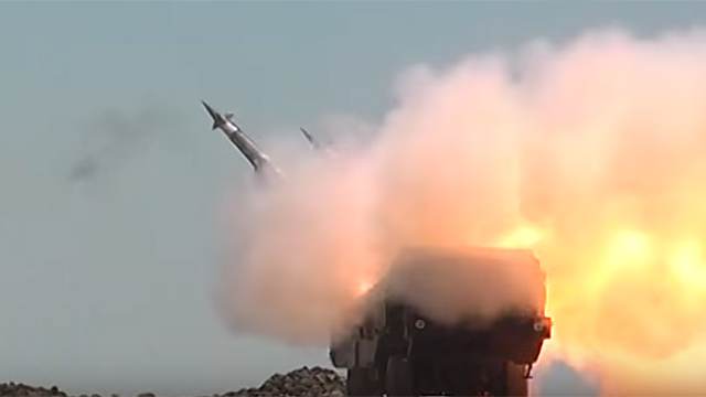 Появилось видео с комплексами ПВО российского производства в Сирии