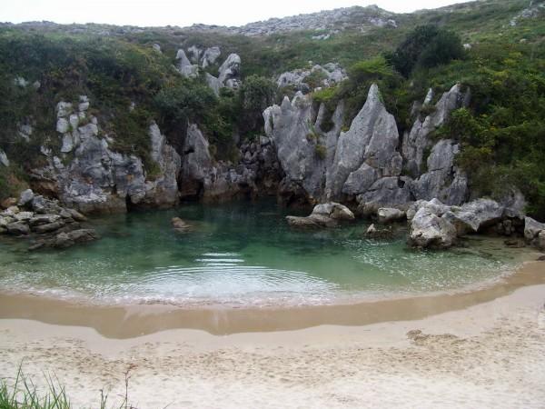 Плайя-де-Гульпиюри – морской пляж без моря (14 фото) Плайя-де-Гульпиюри – морской пляж без моря (14 фото)