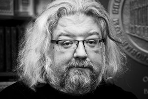 Интеллигент оступился? Ответ Максимову