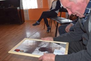 Племянник погибшего связиста /снимок с сайта школы