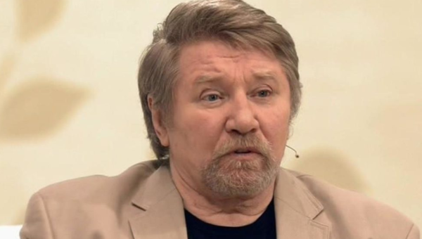 «Семь нянек» и «Семь невест» советского актёра и режиссёра Семёна Морозова.