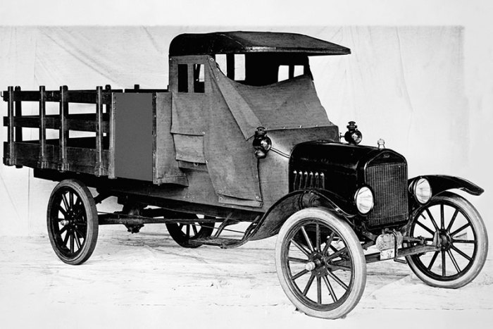 Ford Model TT, 1918 год. /Фото: trucks.com Ford Model TT, 1918 год. /Фото: trucks.com