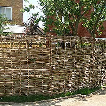 плетень с узором для вашей дачи