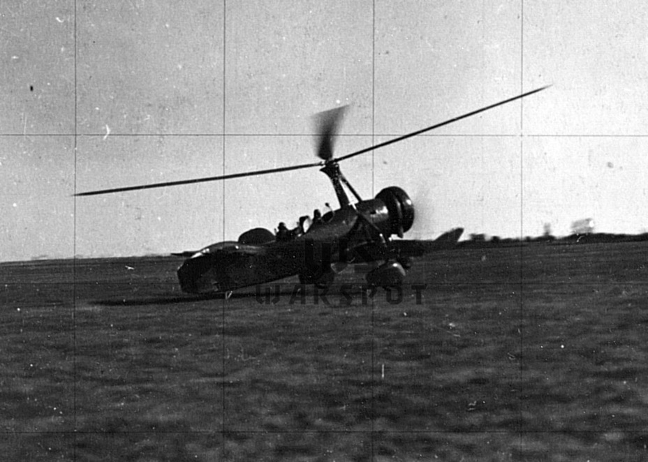 Момент взлёта. Особенности автожира позволяли ему взлетать и садиться с площадок длиной всего 50 метров - Летающие глаза артиллерии | Warspot.ru