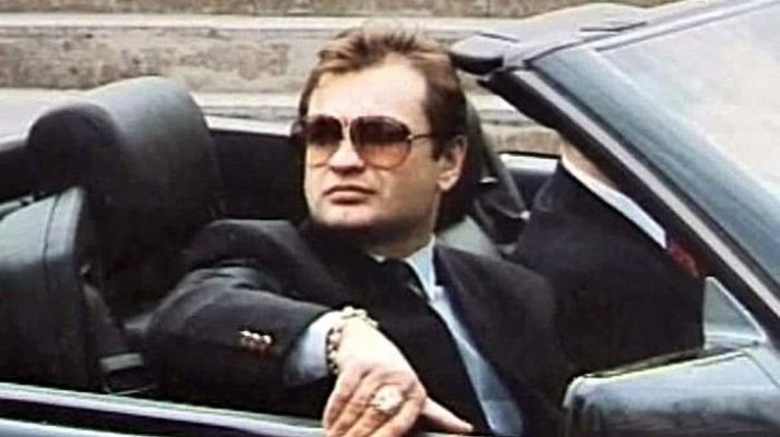 Ее сына лишил жизни продажный прокурор, но она нашла на него управу. Сильная женщина! Ее сына лишил жизни продажный прокурор, но она нашла на него управу. Сильная женщина!