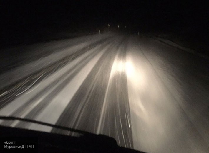 В Краснодарском крае около 650 машин попали в снежные заторы