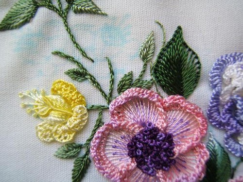Бразильская техника вышивки (BRAZILIAN DIMENSIONAL EMBROIDERY). Швы и стежки, мастер-класс и видео Бразильская техника вышивки (BRAZILIAN DIMENSIONAL EMBROIDERY). Швы и стежки, мастер-класс и видео