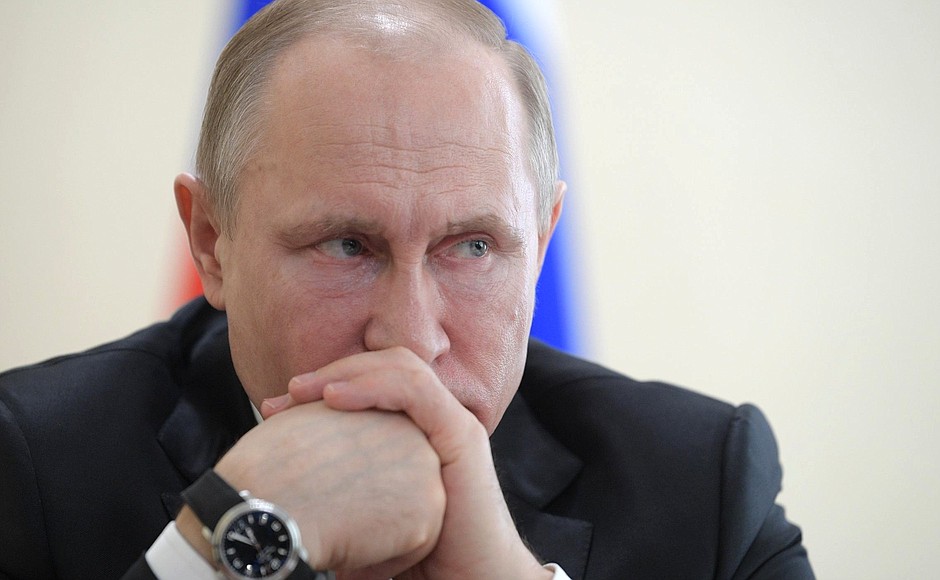 На совещании о ликвидации последствий пожара в Кемерове.