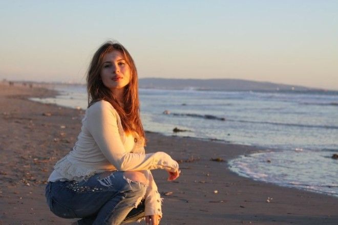 Смешная ушастая девочка из Ералаша превратилась в роковую красотку