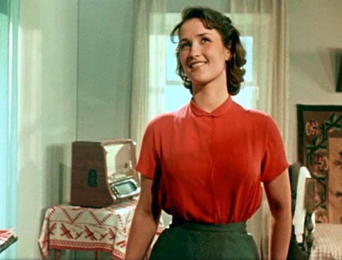 Зинаида Кириенко в фильме *Поэма о море*, 1958 | Фото: kino-teatr.ru Зинаида Кириенко в фильме *Поэма о море*, 1958 | Фото: kino-teatr.ru