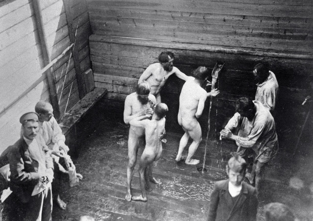 Его оскорбленное Величество. Как накануне революции 1917 года в России судили за ругательства в адрес Николая II Его оскорбленное Величество. Как накануне революции 1917 года в России судили за ругательства в адрес Николая II