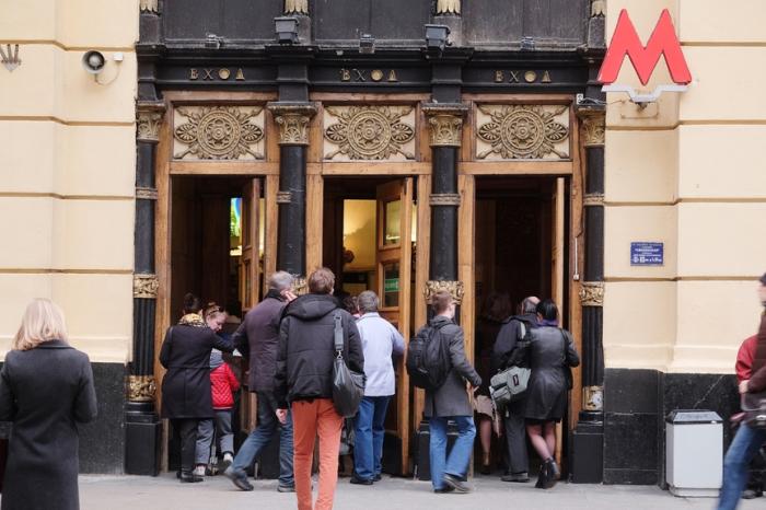 10 самых красивых станций метро Москвы 10 самых красивых станций метро Москвы