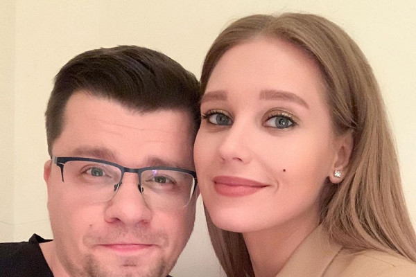 «Не прочь выпить и любил казино»: продюсер рассказала о причинах развода Харламова и Асмус