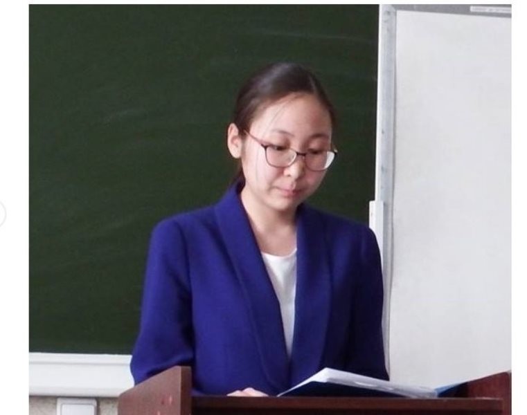 14-летняя ученица решает зимнюю проблему автомобилистов 14-летняя ученица решает зимнюю проблему автомобилистов изобретение, холод, якутия