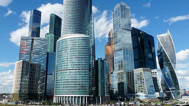 На территории Москва-Сити произошло возгорание, - очевидцы