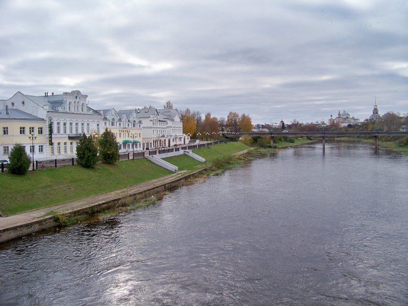 в Торжке можно снимать фильмы с исторической натурой без декораций Города России, Тверская область, красивые места, пейзажи, путешествия, россия, торжок