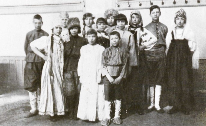 Фото 8.jpg Хор пражской гимназии, 1930-е.