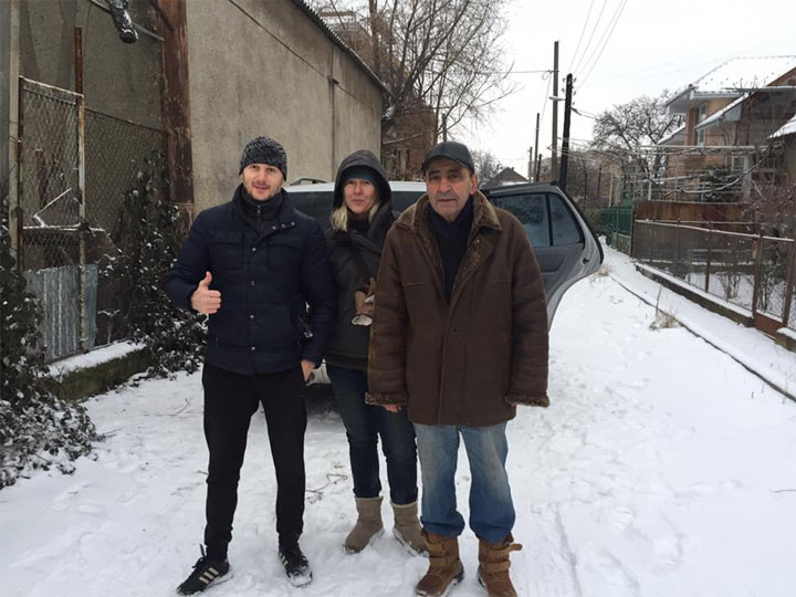 Пес двое суток не отходил от своей травмированной подруги, лежащей прямо на железнодорожных путях... Пес двое суток не отходил от своей травмированной подруги, лежащей прямо на железнодорожных путях...