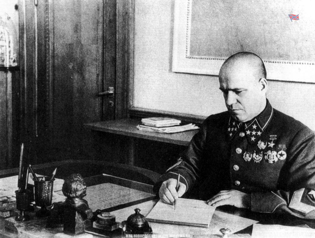 «Командование советских войск», ч.1. Жуков Георгий Константинович (1896—1974) «Командование советских войск», ч.1. Жуков Георгий Константинович (1896—1974)