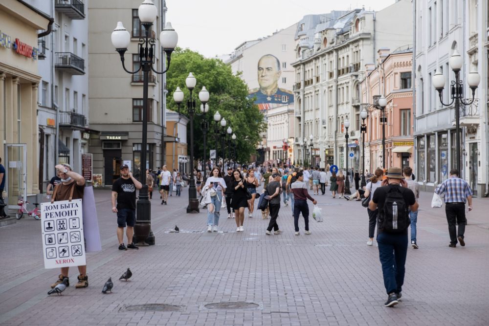 ✌️ 11 ярких фото переполненной Москвы в первый день после снятия карантина