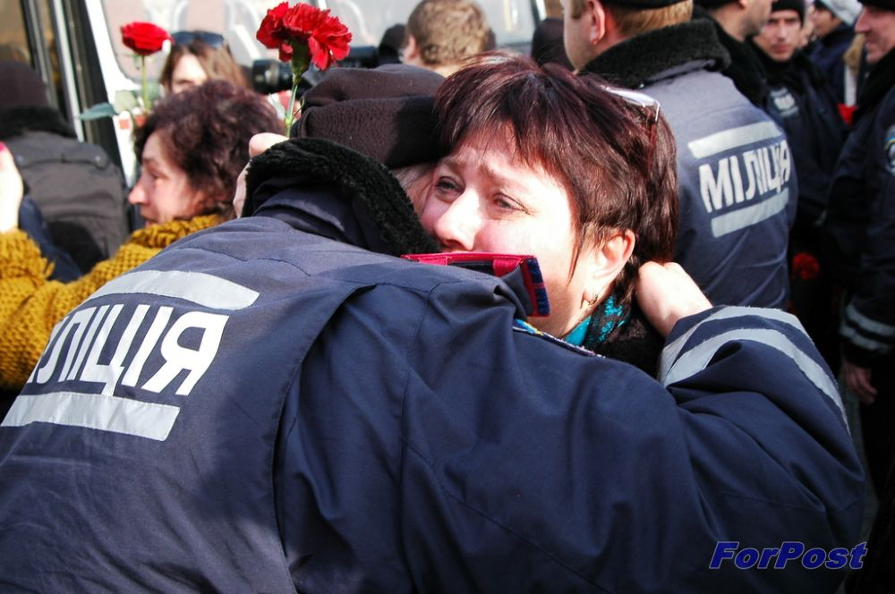 Хроника Русской весны в Севастополе: 22 февраля - 1 1 марта 2014