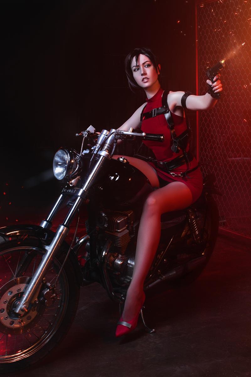 Ада Вонг в исполнении очаровательной Тани Лил по мотивам Resident Evil