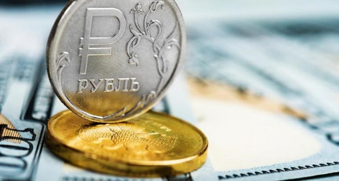Удар по рублю: Какими будут последствия Удар по рублю: Какими будут последствия