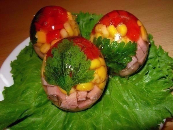 Красиво и вкусно! Заливные «яйца» Красиво и вкусно! Заливные «яйца»