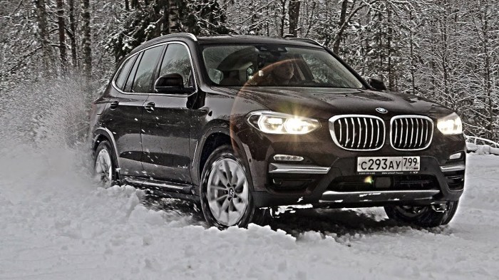 Новый BMW X3 оснащается бензиновыми и дизельными двигателями объемом 2,0 и 3,0 литра. | Фото: youtube.com. Новый BMW X3 оснащается бензиновыми и дизельными двигателями объемом 2,0 и 3,0 литра. | Фото: youtube.com.