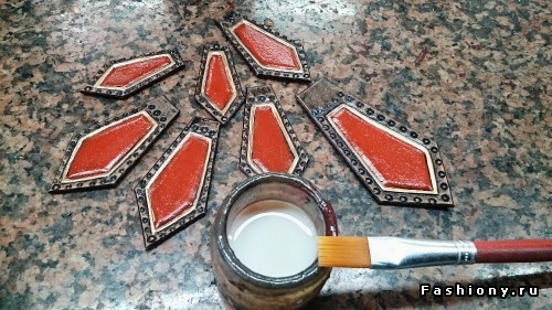 Мастер-класс: колье из кожи своими руками Мастер-класс: колье из кожи своими руками
