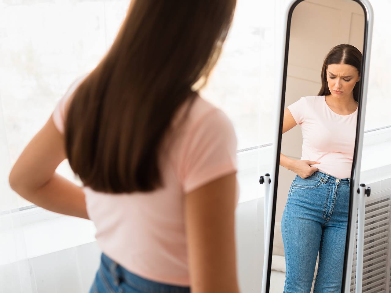 Названа неочевидная причина набора веса