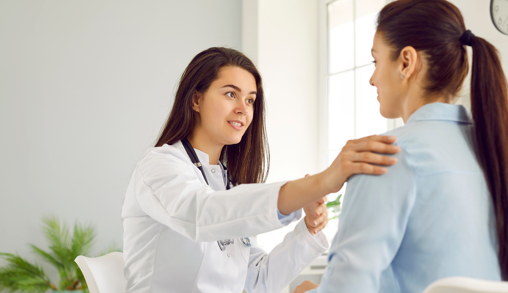 Врач назвала витамины для женского здоровья