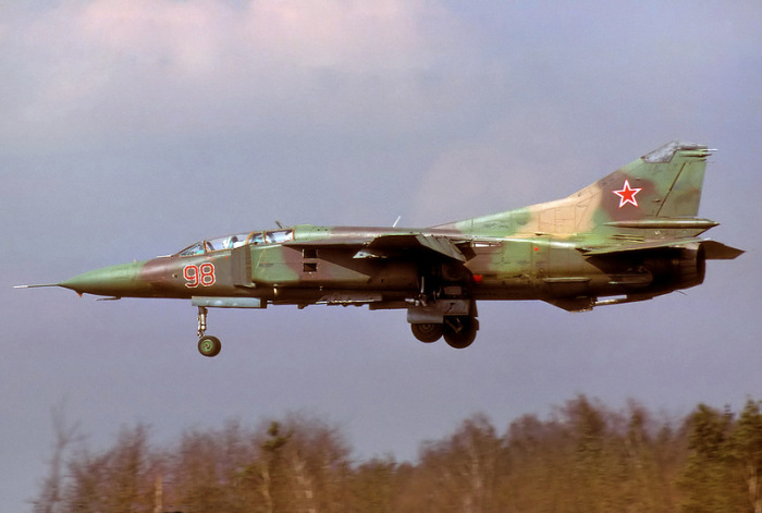 Во время полета МиГ стал терять высоту. |Фото: rusdialog.ru.
