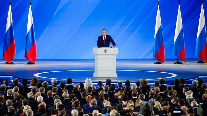 Меня притомили вопросами про Конституцию и наверное придется ответить всем и сразу....