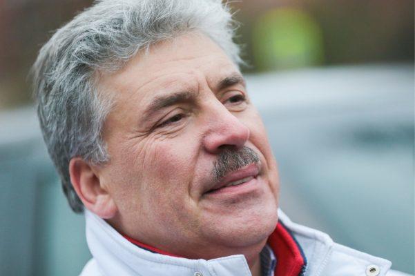 Павел Грудинин закрывал иностранные счета на лыжах Павел Грудинин закрывал иностранные счета на лыжах