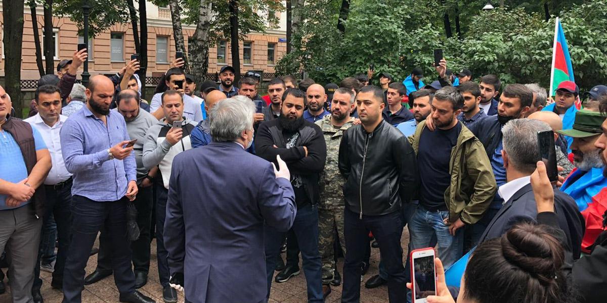 Не пора ли вам домой?