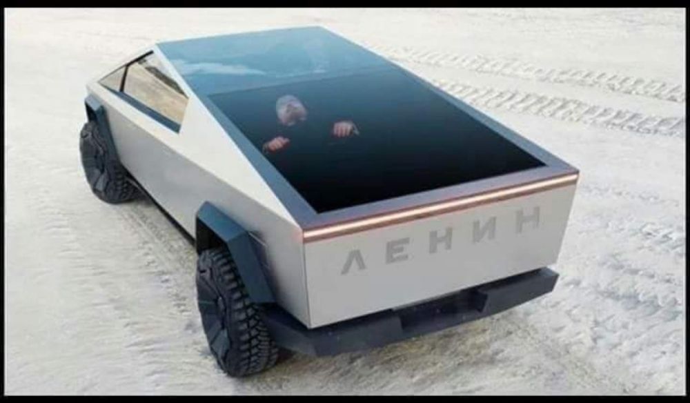 6 лучших мемов про Cybertruck в России. Как тебе такое, Илон Маск?