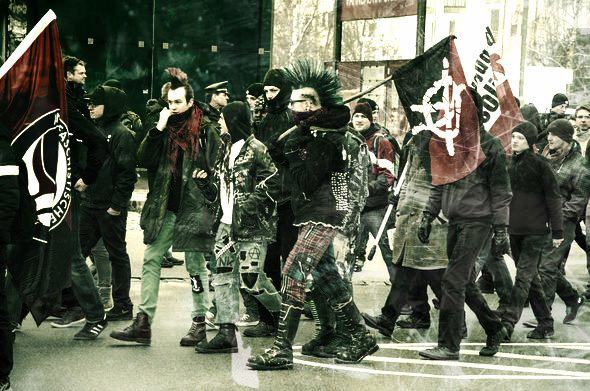 НАТЕ! Фильм о трех поколениях русских панков