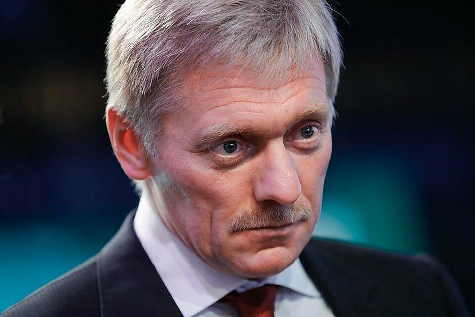 Песков не смог ответить, какого именно Бога имел в виду Путин