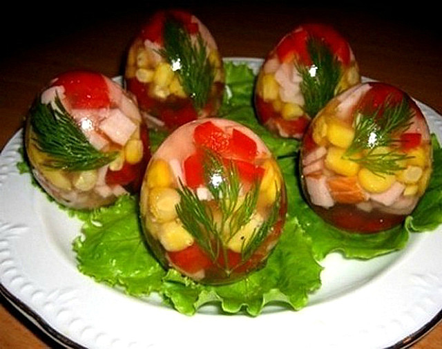 Красиво и вкусно! Заливные «яйца» Красиво и вкусно! Заливные «яйца»