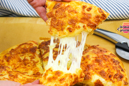 Фото к рецепту: Простой рецепт хачапури по-мегрельски