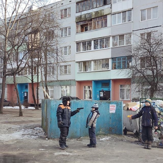 Фотограф документирует суровые улицы России с помощью iPhone Фотограф документирует суровые улицы России с помощью iPhone Дмитрий Марков, в мире, жизнь, люди, фотограф