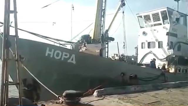 Покинувшие Украину члены экипажа судна 