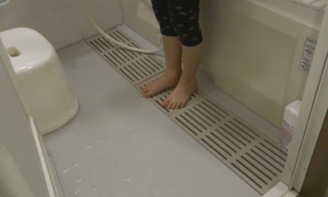 Суперпол не допустит потопа ванная ванная комната дизайн для дома необычно познавательно удобства япония японцы