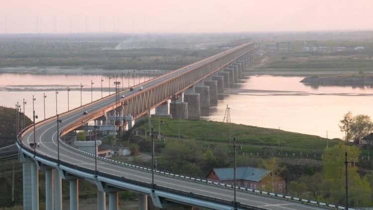 Водоналивную дамбу начали возводить в Хабаровске