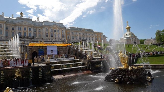 Два петербургских памятника сдадут в аренду инвесторам