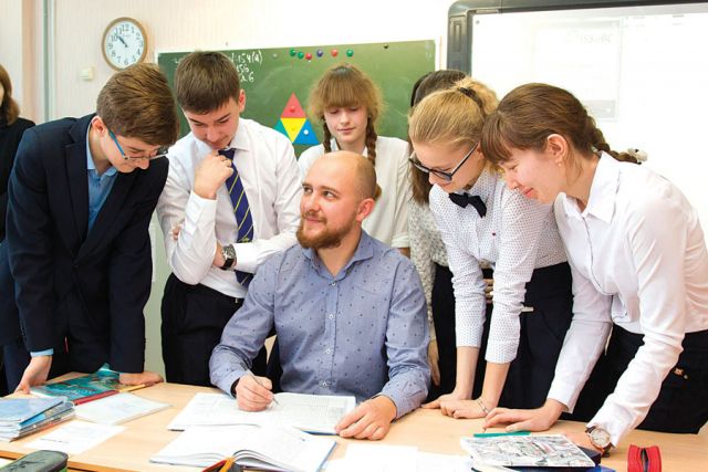 Детям интересно решать нестандартные задачи, а у учителей зачастую просто не хватает времени их ставить