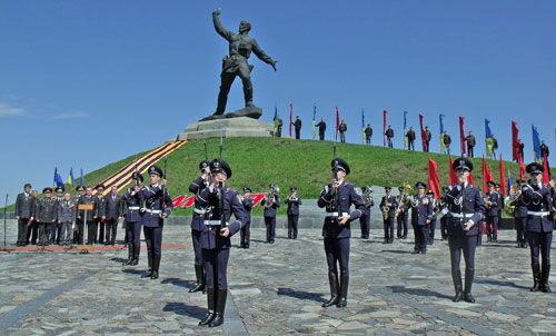 Cолдат, зовущий в бой война, россия, украина