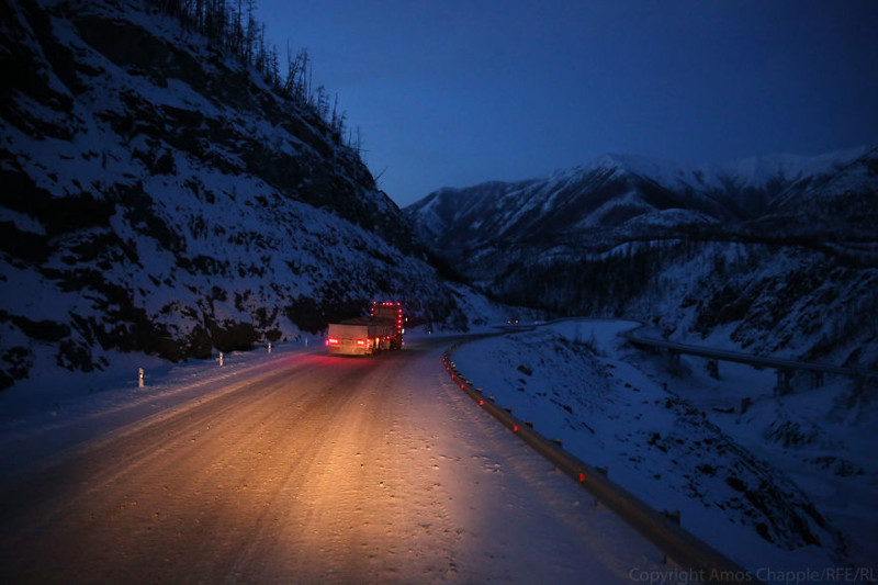 Приключения новозеландца на Колыме Приключения новозеландца на Колыме дальнобойщики, журналист меняет профессию, опасный бизнес, россия, сибирь