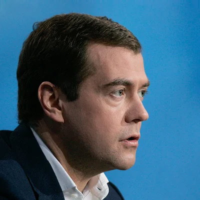 Евгений Сатановский: для чего Медведев настаивал на том, чтобы переименовать милицию в полицию?